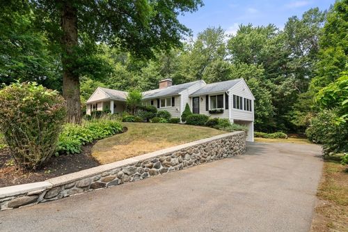 26 Montview Rd, Chelmsford, MA, 01824-1322 | Card Image