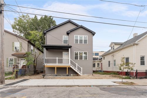 426 Public St, Providence, RI, 02907-1223 | Card Image