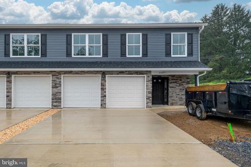 1500 Embassy Dr, HARRISBURG, PA, 17109-5610 | Card Image
