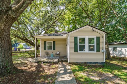 2707 Saratoga Rd, North Charleston, SC, 29405-8615 | Card Image