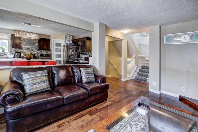 117 Coventry Mews Ne, Home with 4 bedrooms, 2 bathrooms and 4 parking in Calgary AB | Image 12
