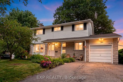 2061 Balharrie Ave, Ottawa, ON, K1G1G2 | Card Image