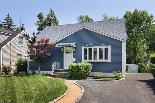 992 Milton Blvd, Rahway, NJ, 07065-1734 | Card Image