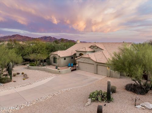 8667 E Lariat Lane, Scottsdale, AZ, 85255 | Card Image