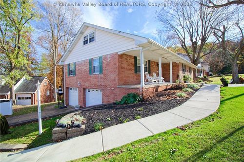1502 Village Dr, South Charleston, WV, 25309-2432 | Card Image