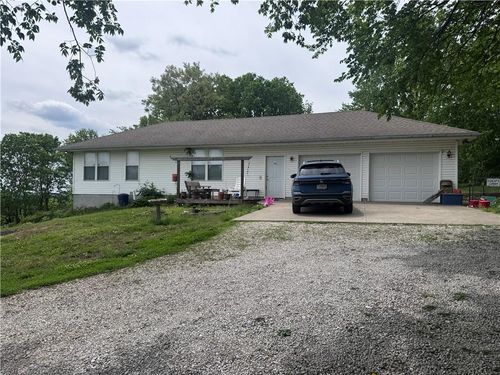 32506 E Stony Point School Rd, Grain Valley, MO, 64029-9749 | Card Image