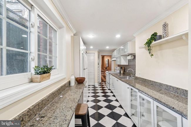 1317 Potomac Ave Se, Townhouse with 2 bedrooms, 1 bathrooms and null parking in WASHINGTON DC | Image 13