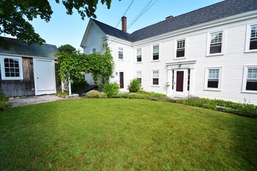 445 Pleasant St, Portsmouth, NH, 03801-4512 | Card Image