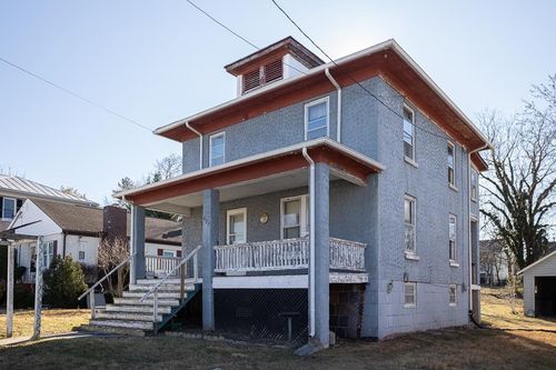 427 Green St, Harrisonburg, VA, 22802-2009 | Card Image