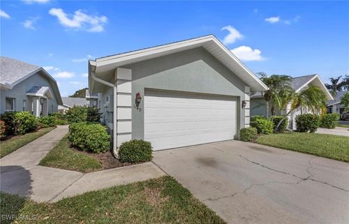 1701-1749 Royal Cir, NAPLES, FL, 34112-7427 | Card Image