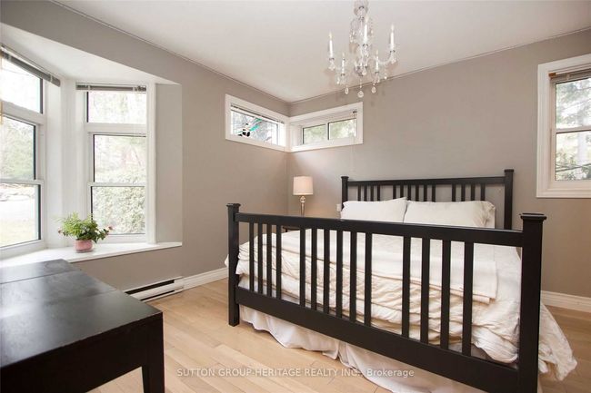 28 Goodman Rd, House other with 5 bedrooms, 5 bathrooms and 3 parking in Fenelon Falls ON | Image 19