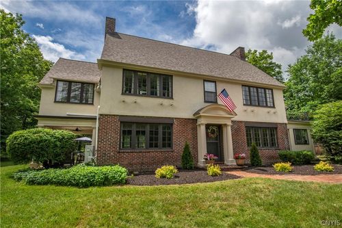 1108 Parkway E, Utica, NY, 13501-5524 | Card Image