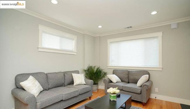 Main House Living Room | Image 5