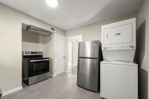 3-2803 Cleburne Street, Houston, TX, 77004 | Card Image