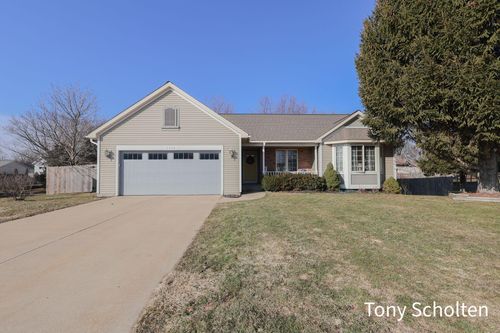 10364 Hannah Dr, Zeeland, MI, 49464-8980 | Card Image