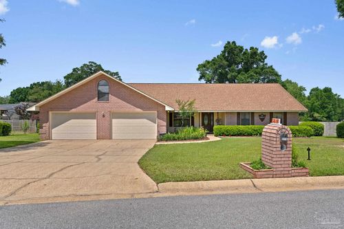 5816 Forest Ridge Dr, Pensacola, FL, 32526-7832 | Card Image