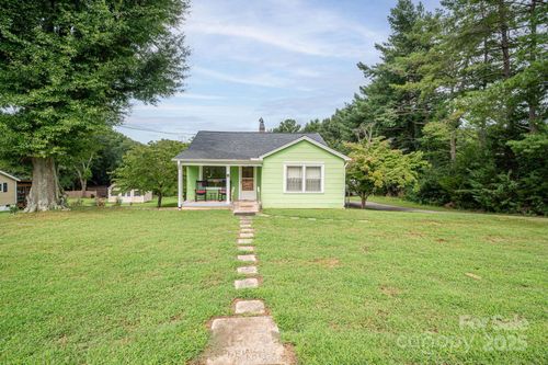 118 Downey Lake Rd, Dallas, NC, 28034-9395 | Card Image
