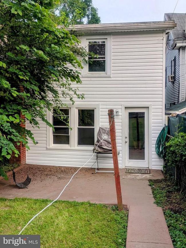 128 W Main St, House other with 3 bedrooms, 2 bathrooms and null parking in NEW BLOOMFIELD PA | Image 9