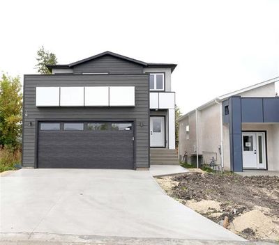 32 Cindy Klassen Way, House other with 5 bedrooms, 3 bathrooms and null parking in Winnipeg MB | Image 3