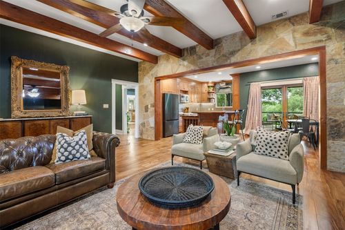 79 Saddle Rock Rdg, Wimberley, TX, 78676-3005 | Card Image