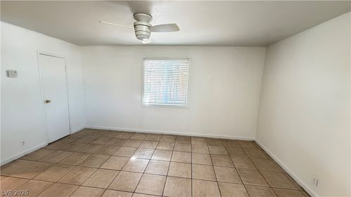 3-3356 Sylvia St, Las Vegas, NV, 89121-3445 | Card Image