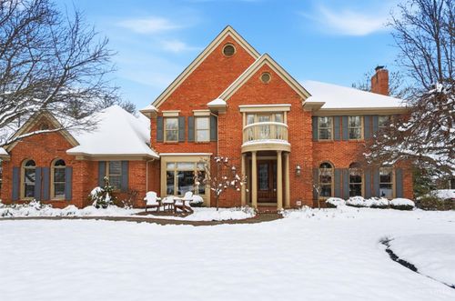 8534 Calumet Way, Symmes Twp, OH, 45249-1376 | Card Image