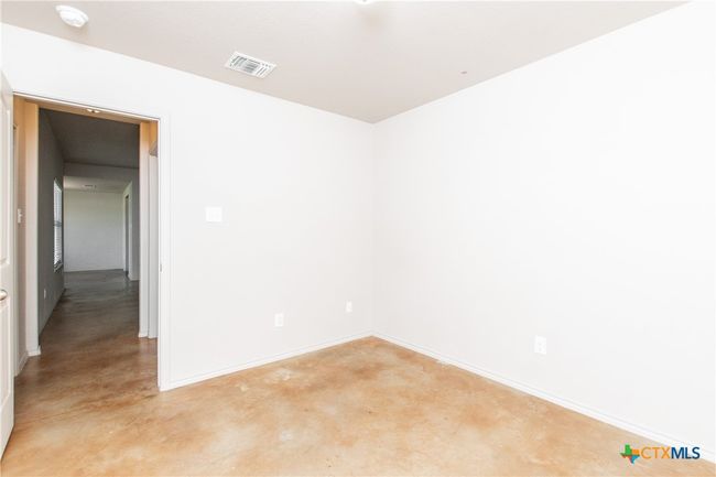 6903 Oliver Loving Dr, House other with 5 bedrooms, 3 bathrooms and null parking in Killeen TX | Image 15