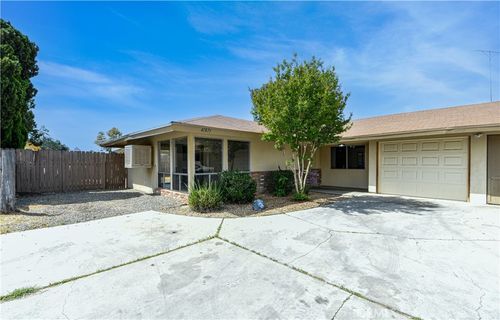 41869 Briarwood, Hemet, CA, 92544 | Card Image