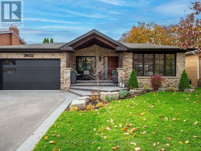 3602 Logmoss Cres, House other with 4 bedrooms, 4 bathrooms and 5 parking in Mississauga ON | Image 1