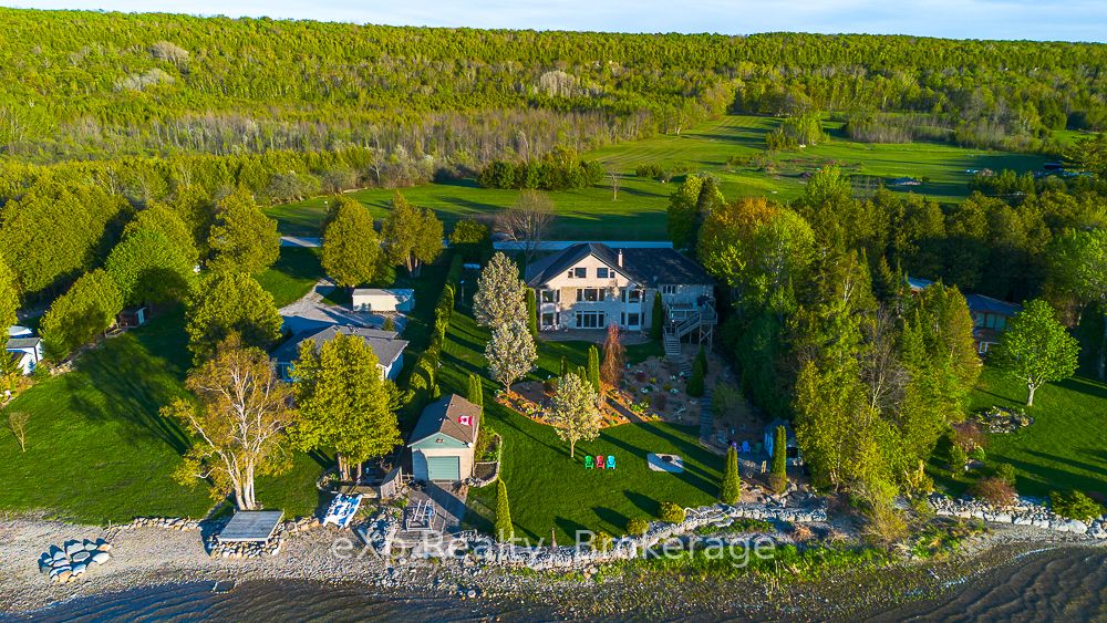 Residential in Georgian Bluffs 3