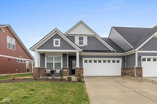 825 Stone Trace Ct, Avon, IN, 46123-1304 | Card Image