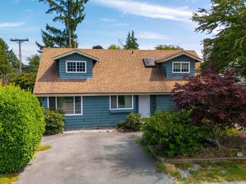 4498 46b St, Delta, BC, V4K2M9 | Card Image