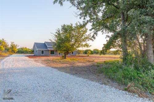 9738 County Road 226, Clyde, TX, 79510-7024 | Card Image