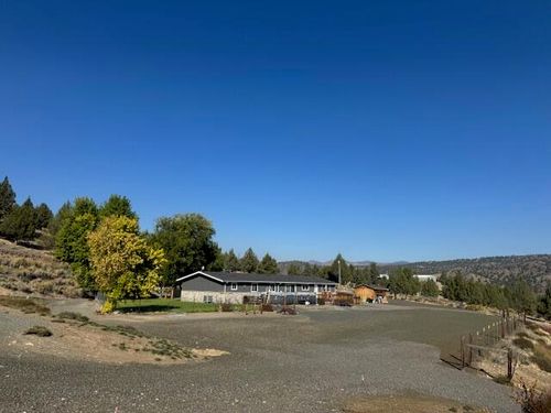27637 La Costa Rd, John Day, OR, 97845-5656 | Card Image