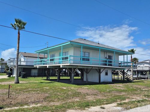 3726 Concho Ky, Galveston, TX, 77554 | Card Image