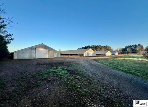 1233 Country Rd, Jonesboro, LA, 71251-6824 | Card Image