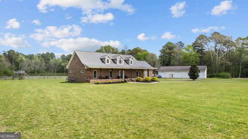 745 Pleasant Valley Rd Se, Silver Creek, GA, 30173-2140 | Card Image