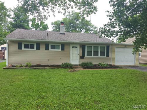 3817 N Park Dr, Belleville, IL, 62226-5408 | Card Image