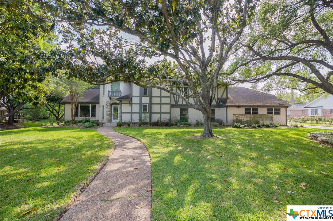 Whispering Creek St, Victoria, TX 77904
