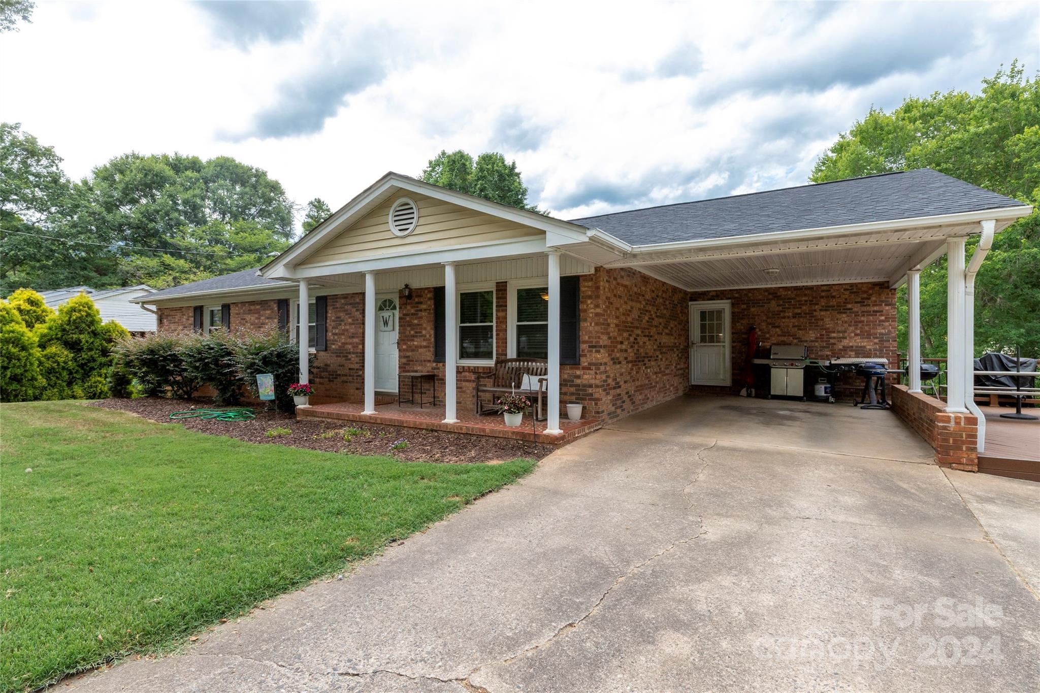 Fulton Dr, Kings Mountain, NC 28086