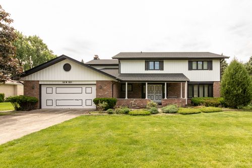 16W731 89th Pl, Willowbrook, IL, 60527-6087 | Card Image