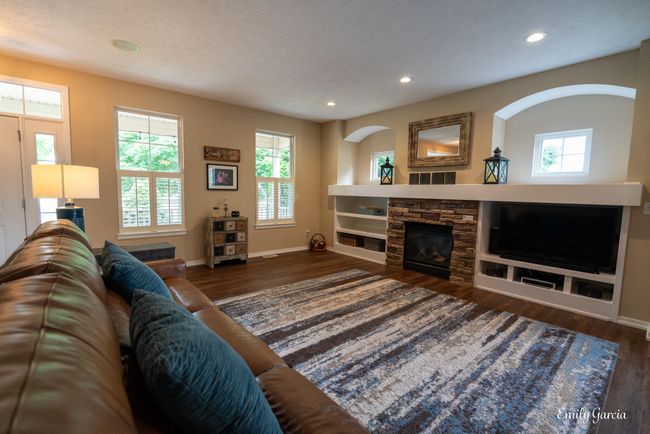 622 Cedar Square St.-37 | Image 4