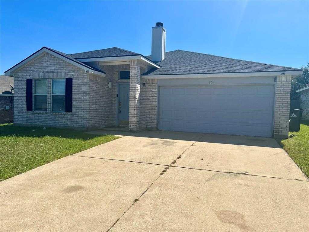 Langford Dr, Arlington, TX 76018