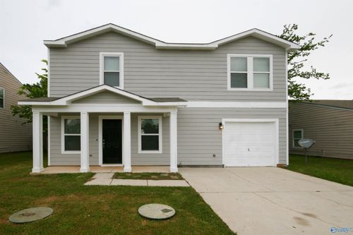 138 Bayside Ln, Toney, AL, 35773-5727 | Card Image