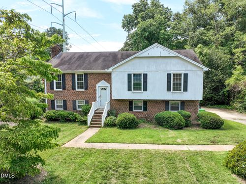 3307 Roundtree Court, Raleigh, NC, 27607 | Card Image