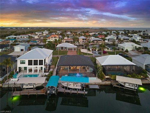 2419 Carambola Ln, ST. JAMES CITY, FL, 33956 | Card Image