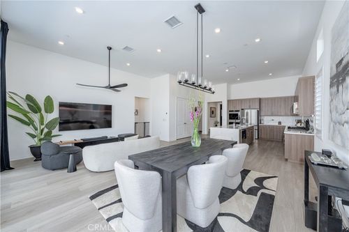 264 Mustang Ln, Palm Springs, CA, 92262-0444 | Card Image