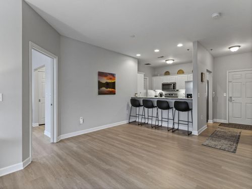 213 S Main St, Thiensville, WI, 53092-1900 | Card Image