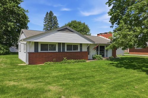 1956 Middle Bellville Rd, Mansfield, OH, 44904-1658 | Card Image