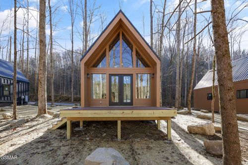 222 Braydens Way, Gatlinburg, TN, 37738 | Card Image